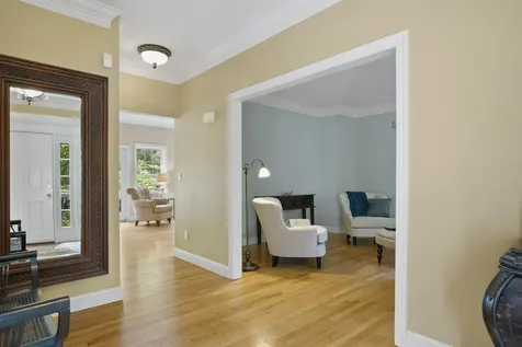 21 Wiggin Road Bedford NH 03110