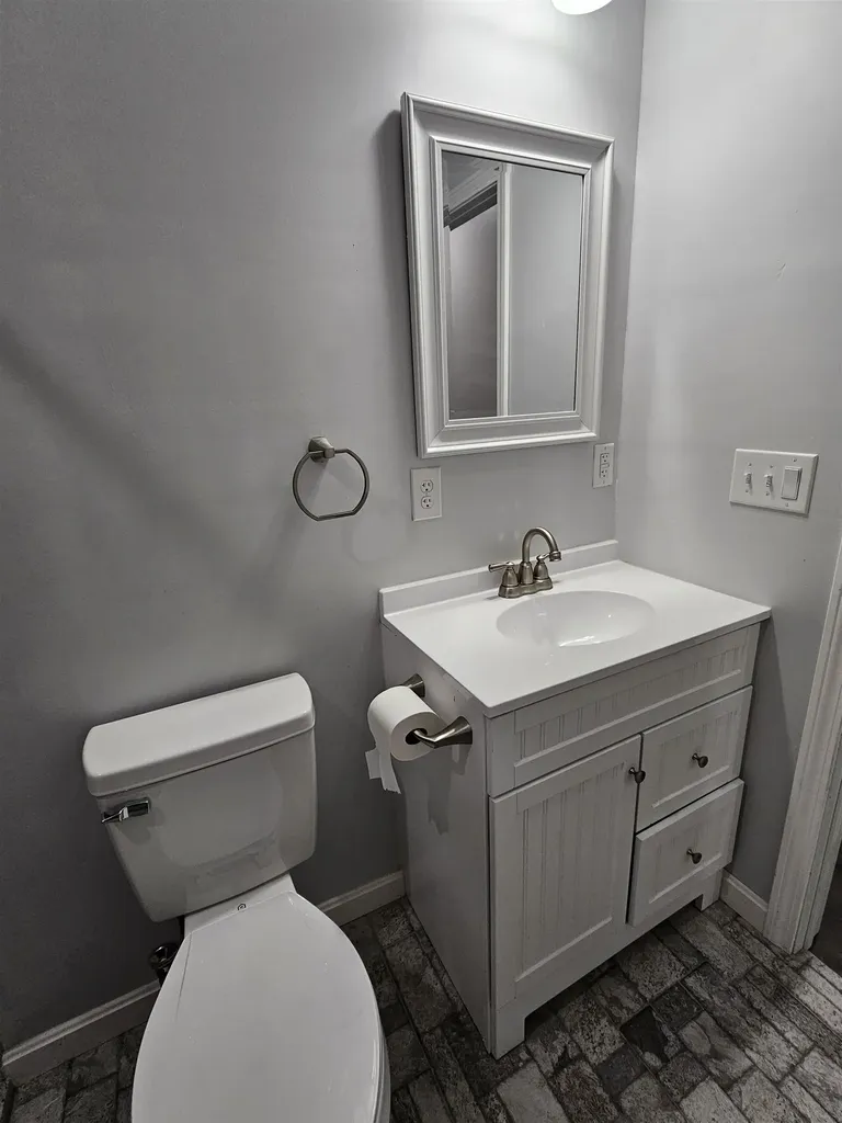 122 Devino Lane Bristol VT 05443