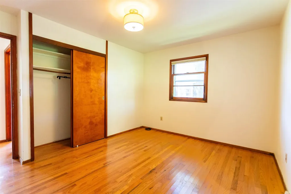 82 Green Acres Drive Burlington VT 05408
