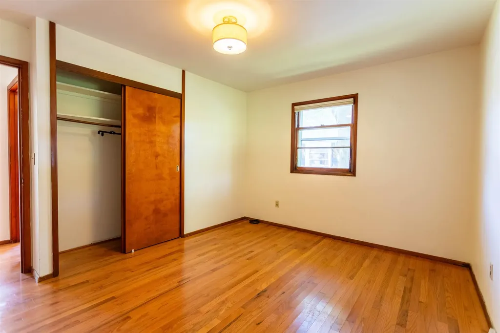 82 Green Acres Drive Burlington VT 05408