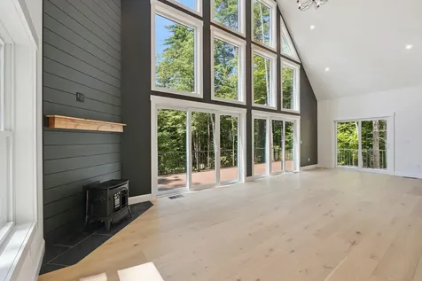 2 Jordan Way Tuftonboro NH 03816