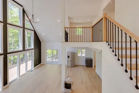 2 Jordan Way Tuftonboro NH 03816