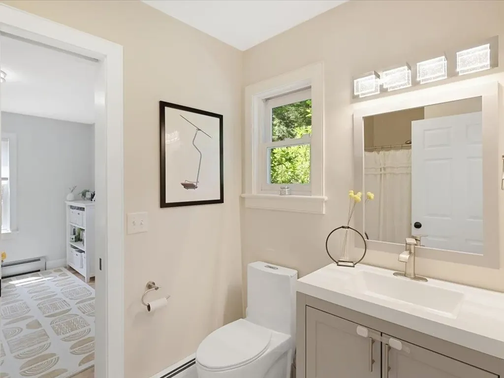 228 E Harvey Farm Road Waterbury VT 05677