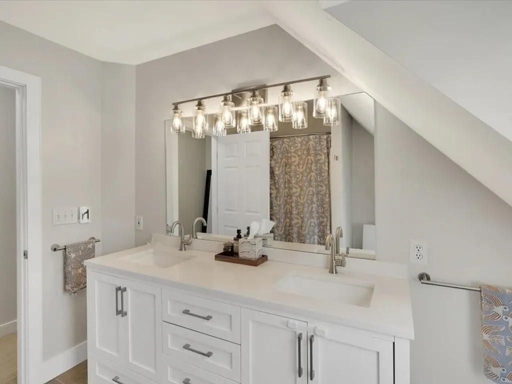 228 E Harvey Farm Road Waterbury VT 05677