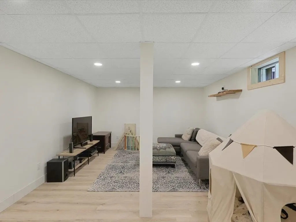 228 E Harvey Farm Road Waterbury VT 05677