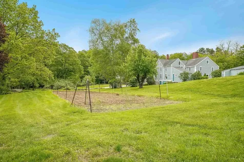 245-247 Danville Road Fremont NH 03044