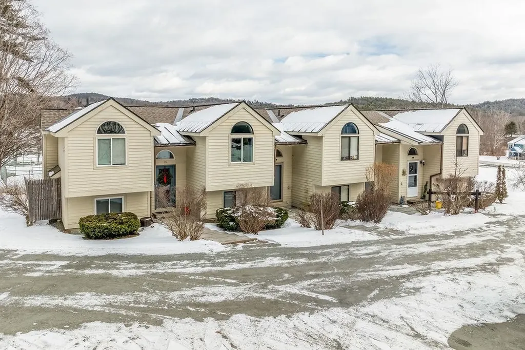 21 Marsten Lane Enfield NH 03748