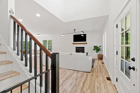 49 Tasker Shore Drive Northwood NH 03261