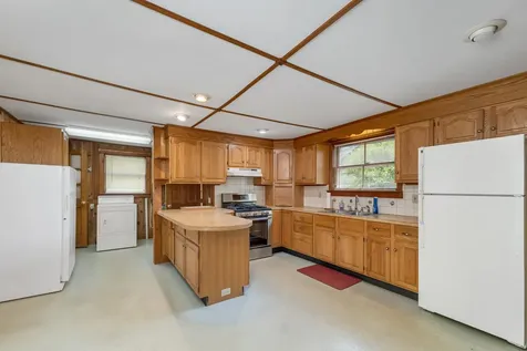 729 Suncook Valley Highway Epsom NH 03234
