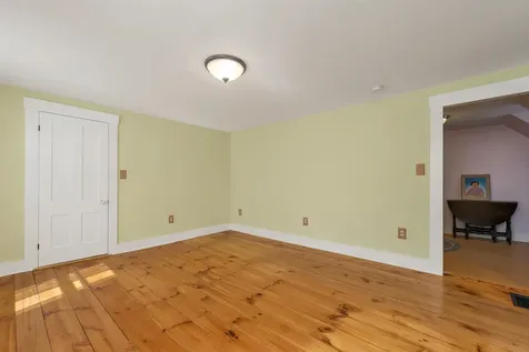 729 Suncook Valley Highway Epsom NH 03234