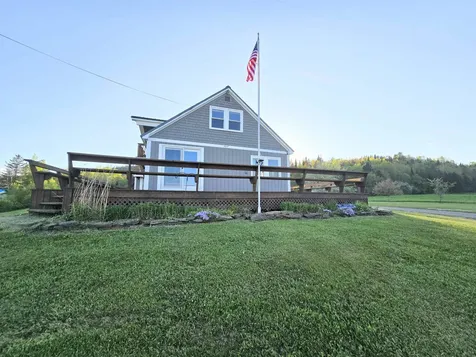 597 Noyes Road Stewartstown NH 03597