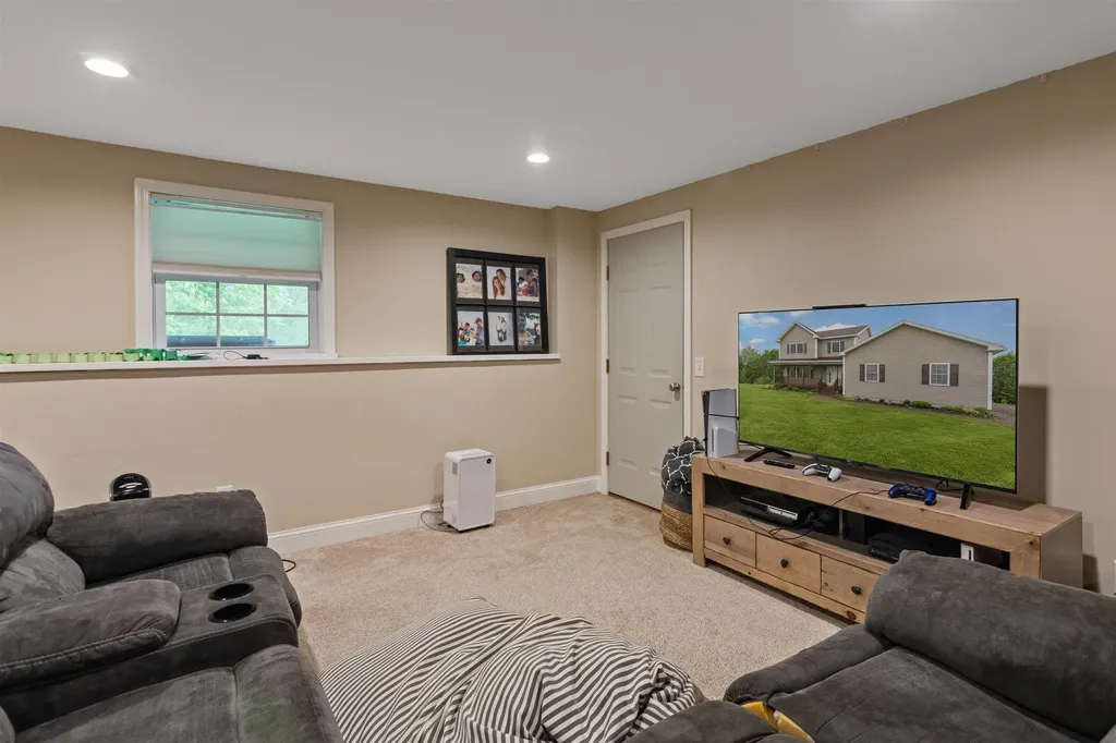 6 Pheasant Run Road Fairfax VT 05454