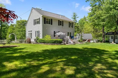 39 Nathaniel Brown Drive Fremont NH 03044