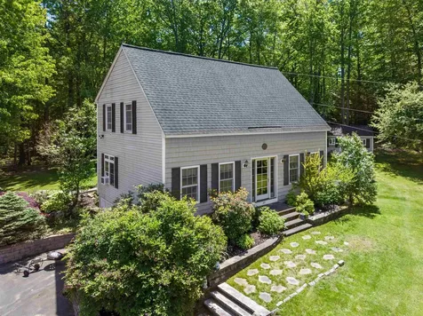 39 Nathaniel Brown Drive Fremont NH 03044
