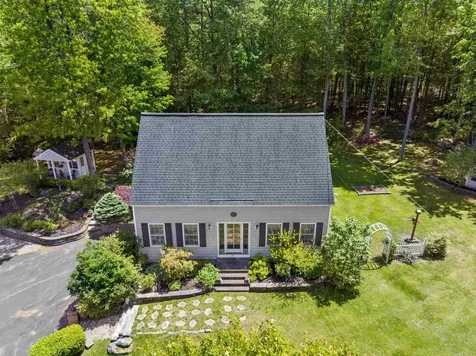 39 Nathaniel Brown Drive Fremont NH 03044