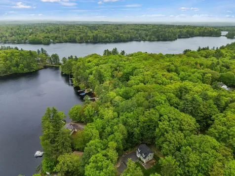 38 Rocky Point Road Barrington NH 03825