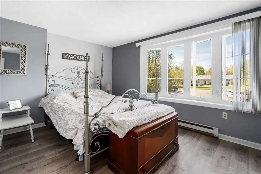 107 Fieldstone Drive Londonderry NH 03053