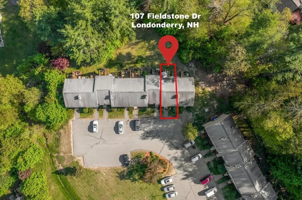 107 Fieldstone Drive Londonderry NH 03053