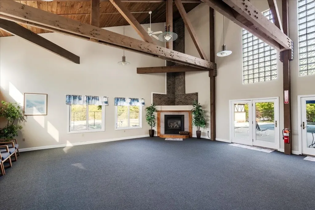 107 Fieldstone Drive Londonderry NH 03053