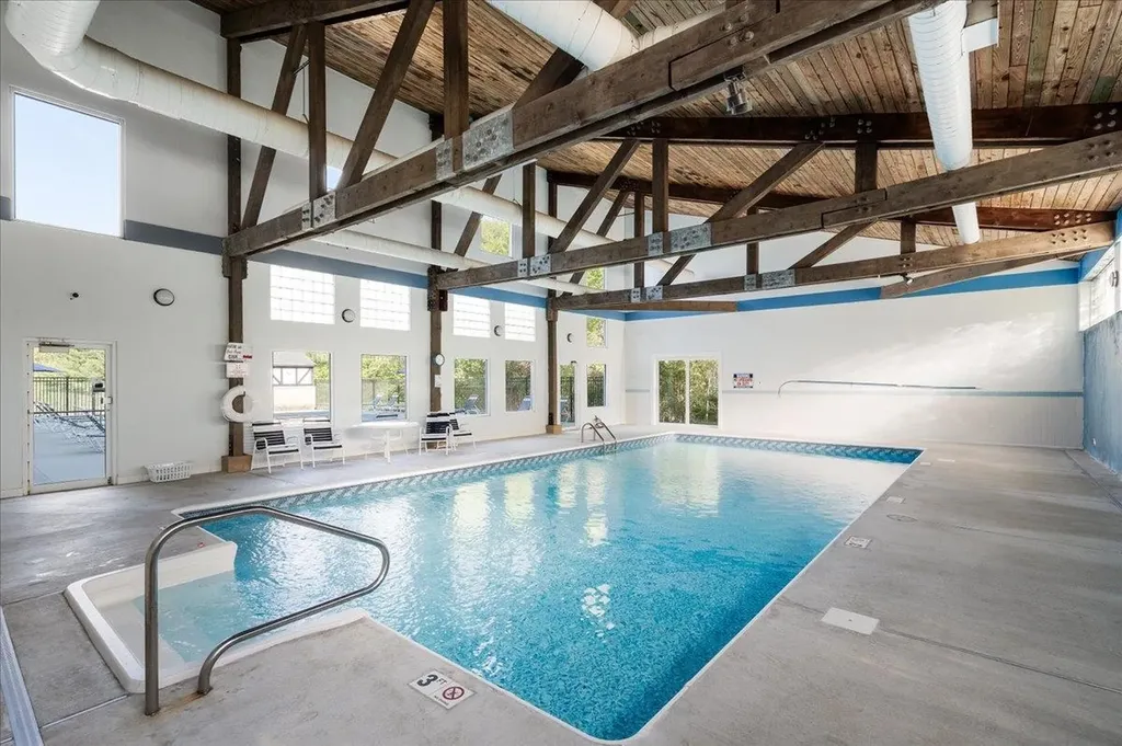 107 Fieldstone Drive Londonderry NH 03053