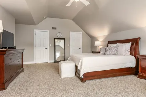 45 Eleanors Way Brentwood NH 03833