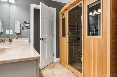 45 Eleanors Way Brentwood NH 03833