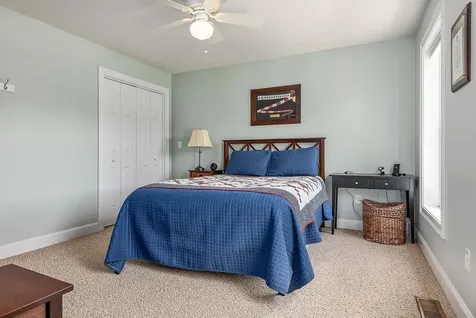 45 Eleanors Way Brentwood NH 03833
