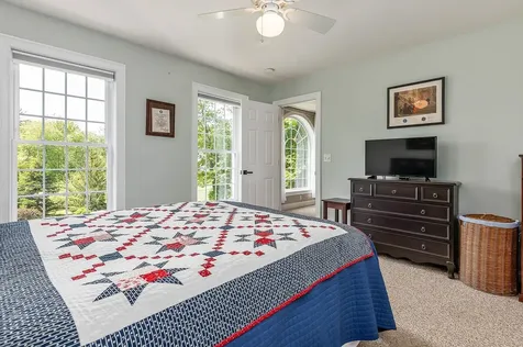 45 Eleanors Way Brentwood NH 03833