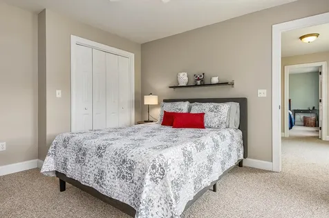 45 Eleanors Way Brentwood NH 03833