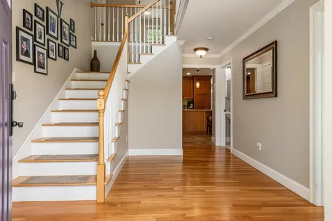 45 Eleanors Way Brentwood NH 03833