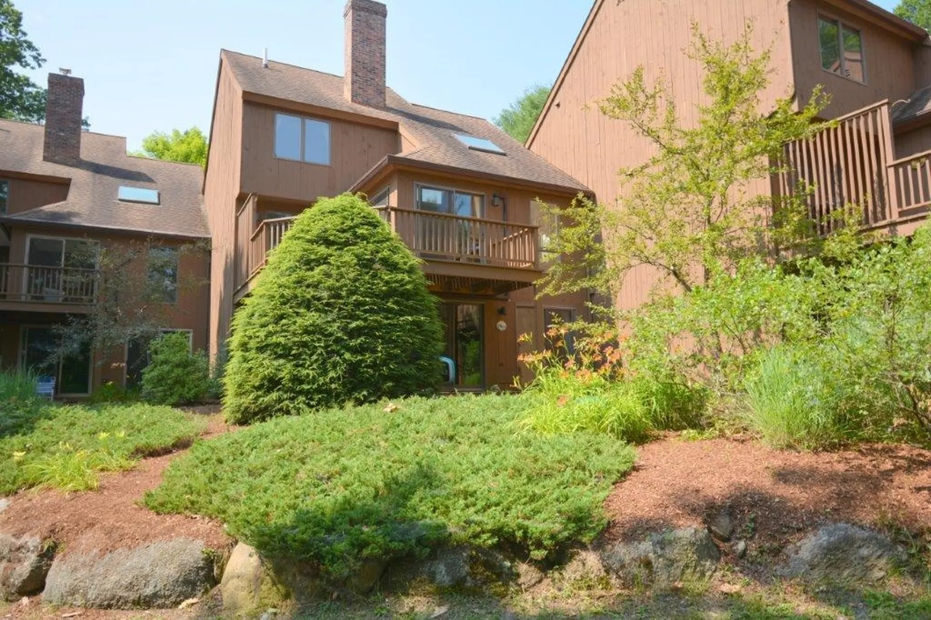 3 Lakeview Place Grantham NH 03753