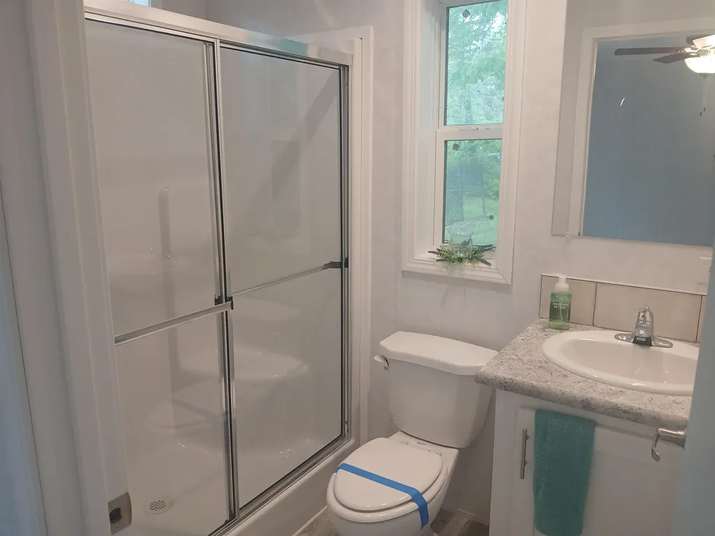 11 Cogswell Way Enfield NH 03748