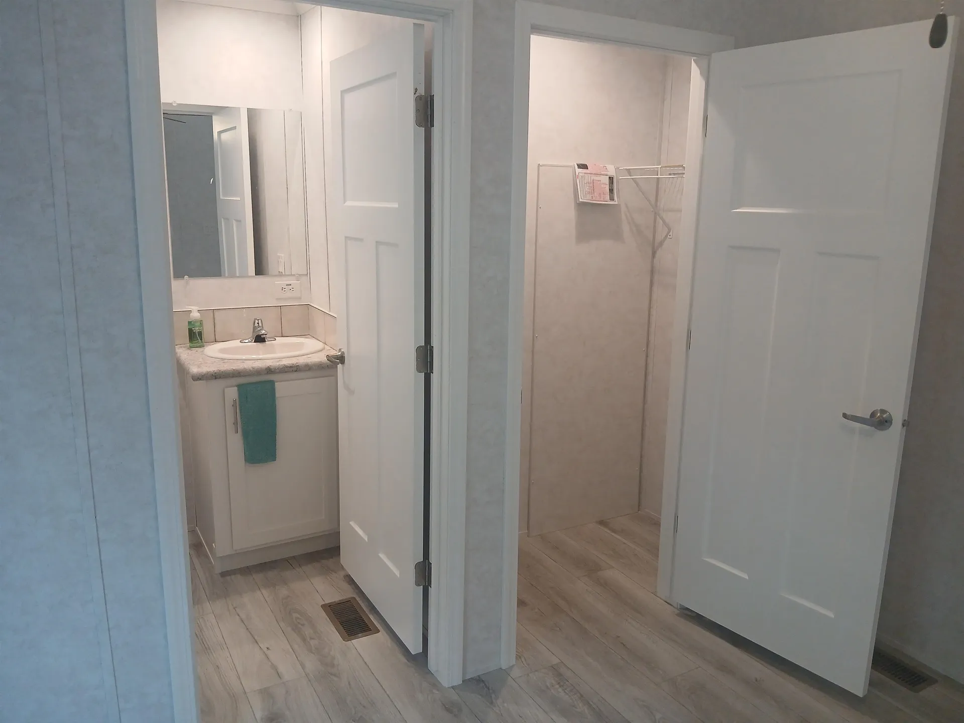 11 Cogswell Way Enfield NH 03748