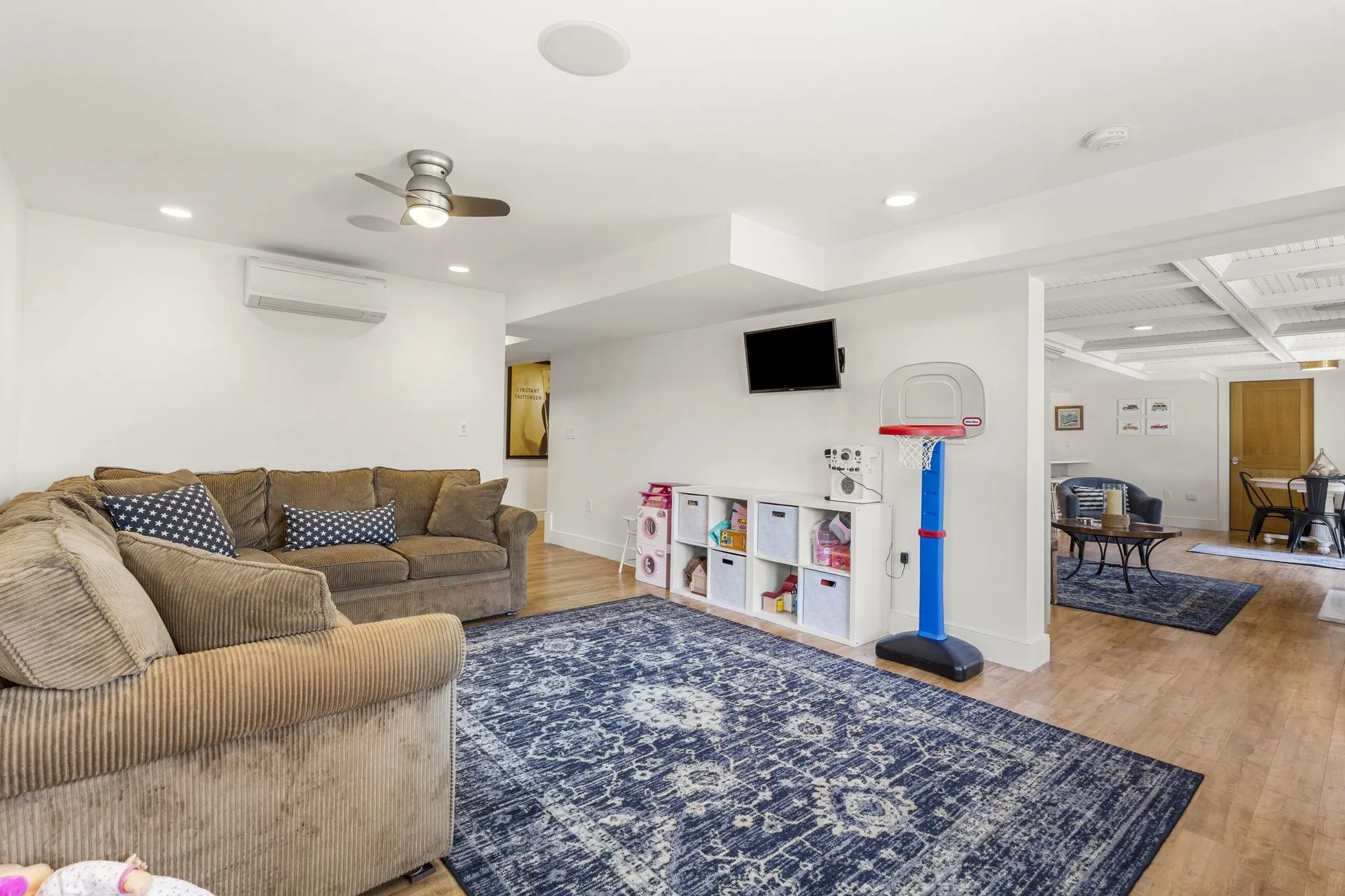 3 Appledore Avenue North Hampton NH 03862