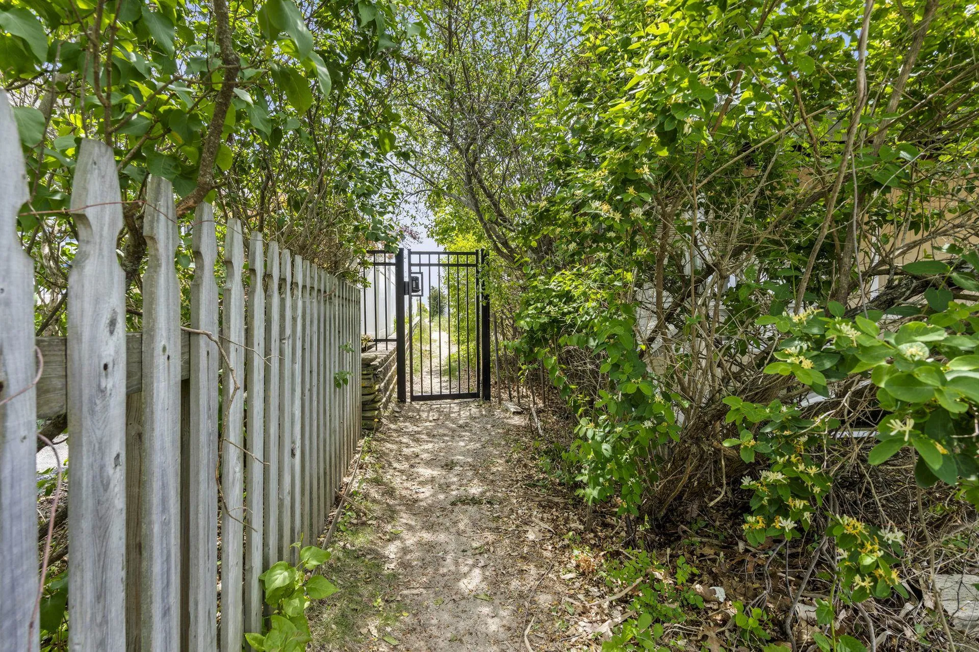 3 Appledore Avenue North Hampton NH 03862