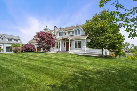 3 Appledore Avenue North Hampton NH 03862