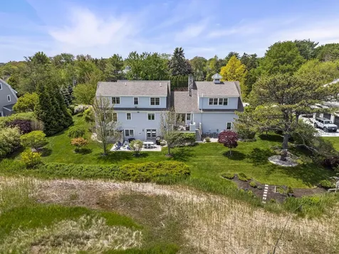 3 Appledore Avenue North Hampton NH 03862