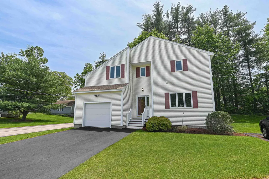 4 Timothy Drive Nashua NH 03063