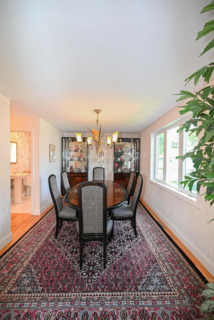 4 Timothy Drive Nashua NH 03063