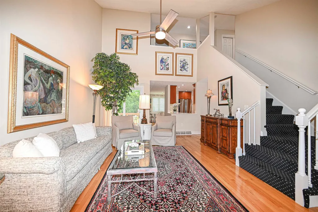 4 Timothy Drive Nashua NH 03063