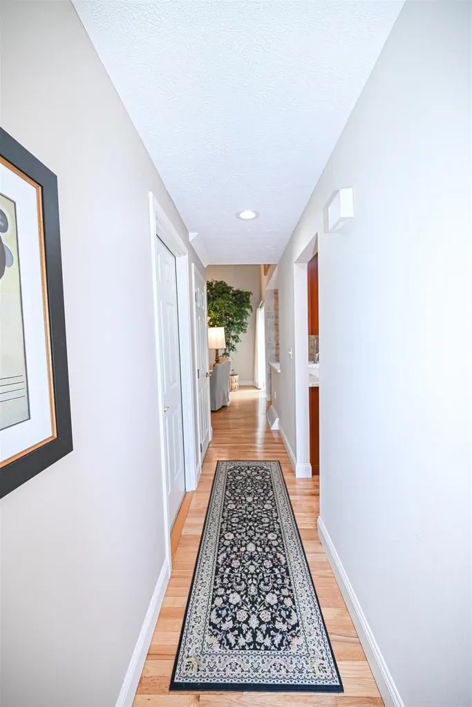 4 Timothy Drive Nashua NH 03063