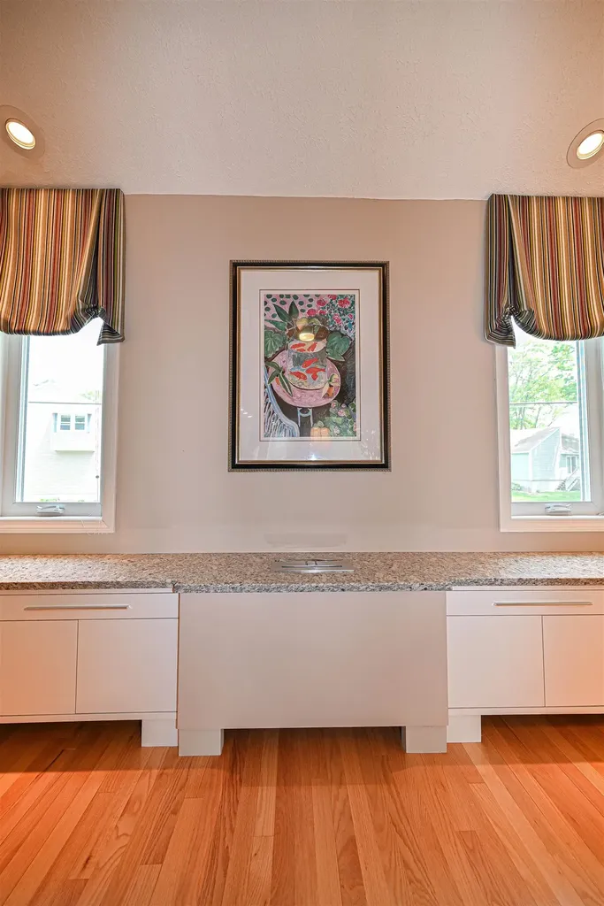 4 Timothy Drive Nashua NH 03063