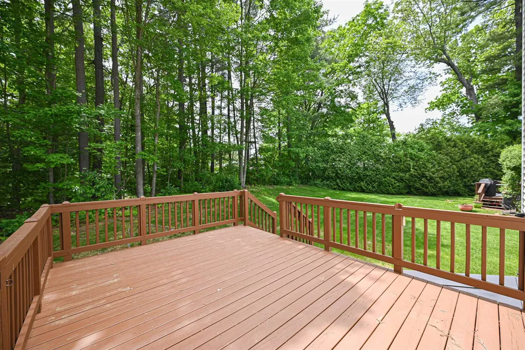 4 Timothy Drive Nashua NH 03063