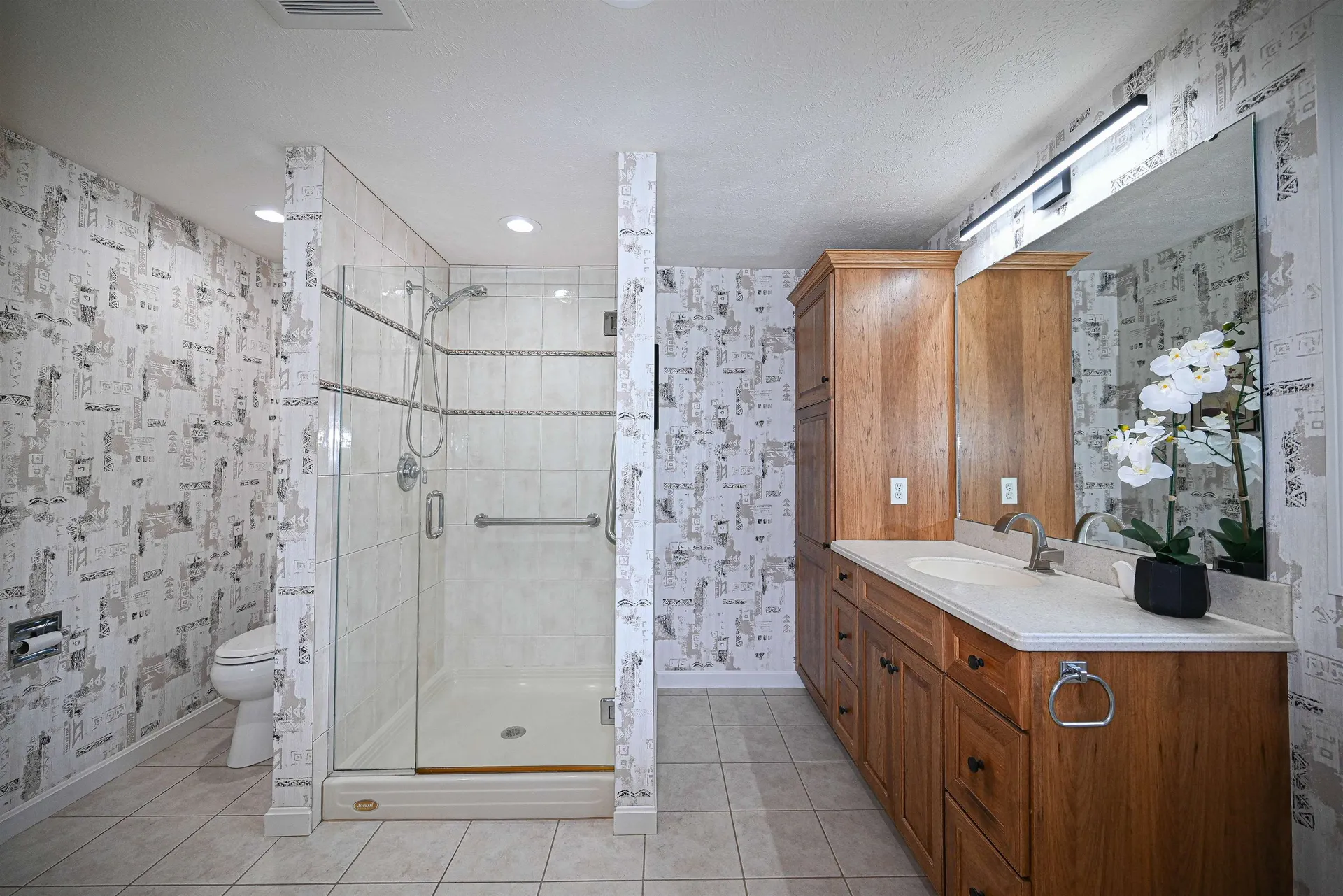 4 Timothy Drive Nashua NH 03063