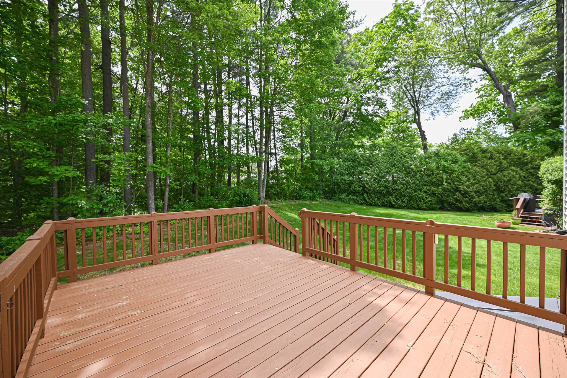 4 Timothy Drive Nashua NH 03063