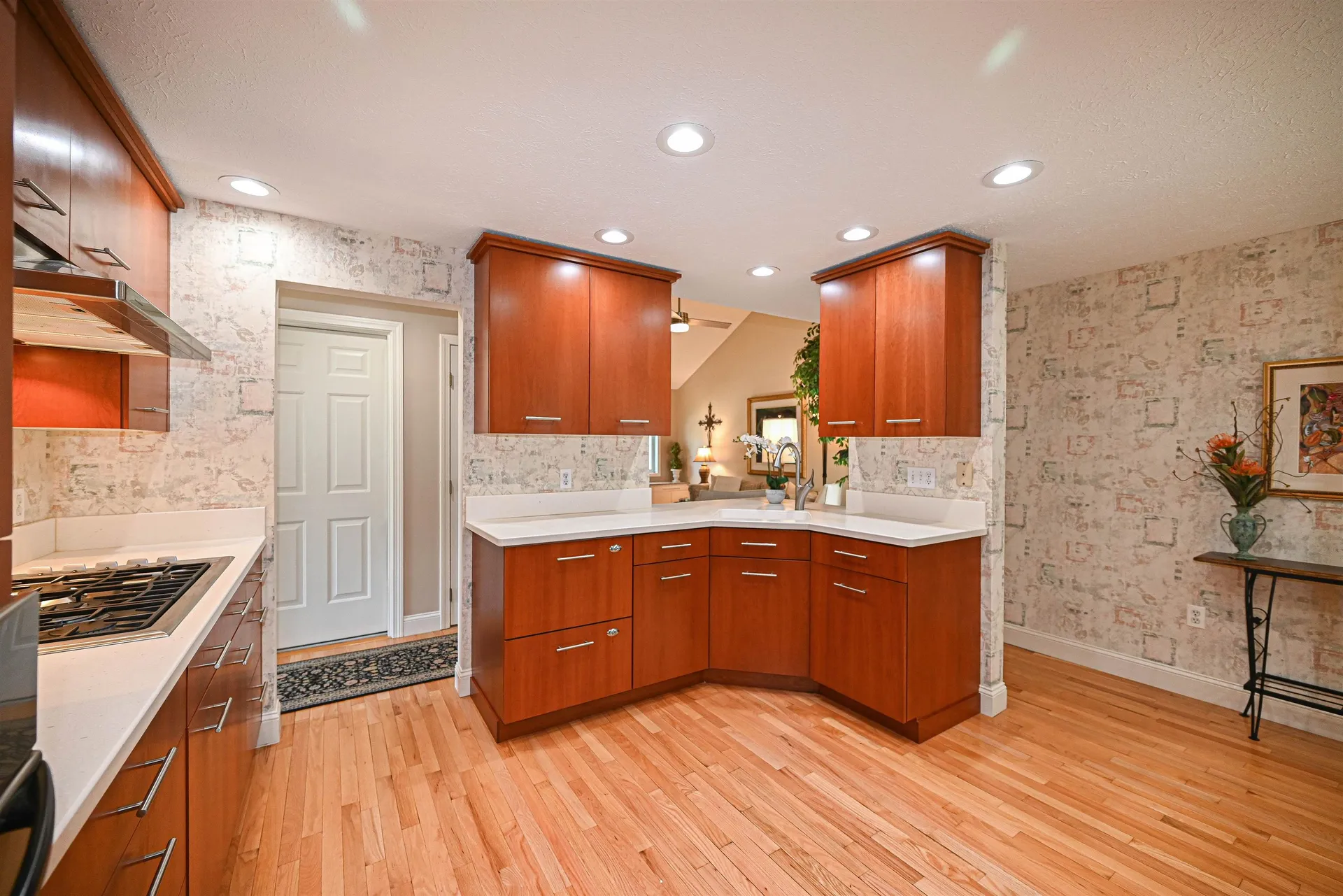 4 Timothy Drive Nashua NH 03063