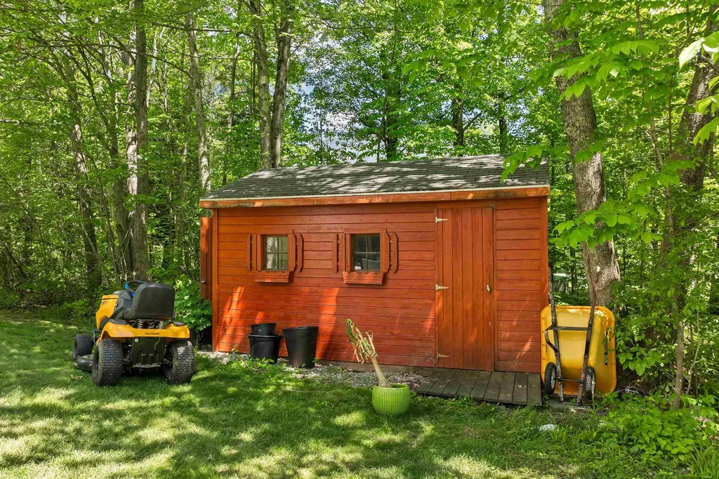 252 Long Hill Road Dover NH 03820