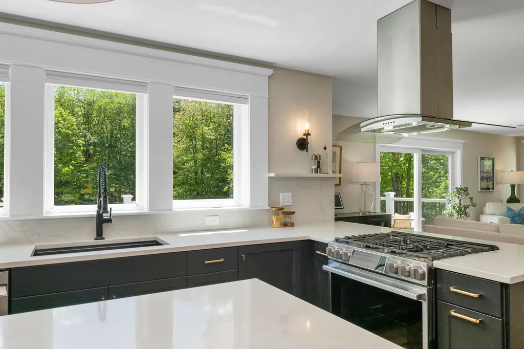 252 Long Hill Road Dover NH 03820