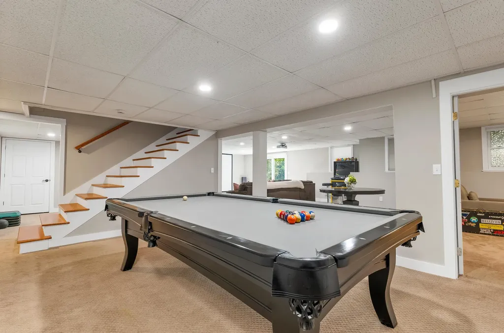 252 Long Hill Road Dover NH 03820