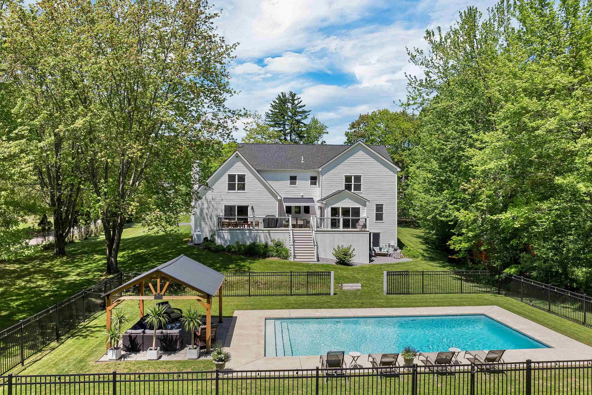 252 Long Hill Road Dover NH 03820